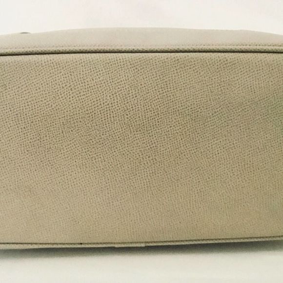 Dooney & Bourke Taupe Crossgrain Leather Tote Bag - Picture 5 of 9